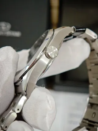 Orient Star Contemporary