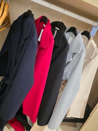 Abrigo gris largo mujer