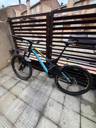 Bicicleta Enduro Mondraker Dune