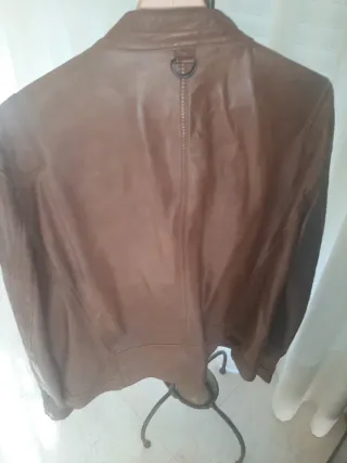 Cazadora de piel marrón hombre