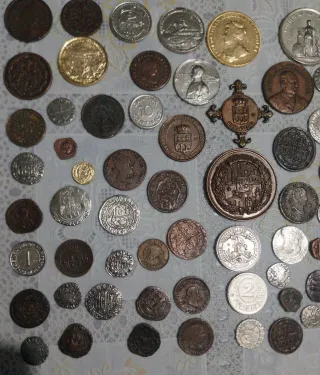 Lote 70+ Monedas y Medallas"R" Historia Española