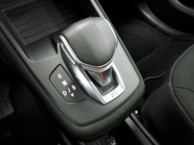 RENAULT Zoe Zoe E-Tech eléctrico Business 80 kW R110 Batería 50kWh -SS