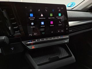 RENAULT Mégane Eléctrico MEGANE E-TECH 100% ELÉCTRICO equilibre EV40 96kW (130CV) standard charge-SS