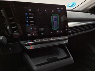 RENAULT Mégane Eléctrico MEGANE E-TECH 100% ELÉCTRICO equilibre EV40 96kW (130CV) standard charge-SS