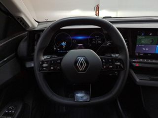 RENAULT Mégane Eléctrico MEGANE E-TECH 100% ELÉCTRICO equilibre EV40 96kW (130CV) standard charge-SS