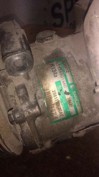 COMPRESOR AIRE ACONDICIONADO FORD FIESTA BERLINA