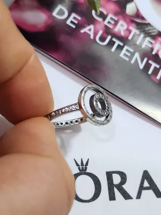 Anillo Pandora Signature Pavé Círculos T52