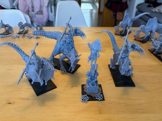 Figuras Hombres Lagarto