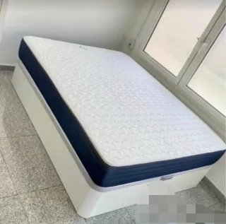 Cama con canapé y colchón