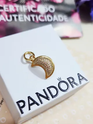 Charm Colgnate Pandora Luna Creciente Brillante