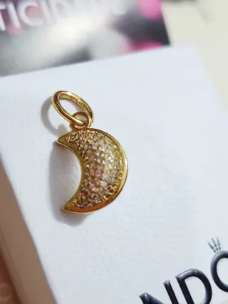 Charm Colgnate Pandora Luna Creciente Brillante