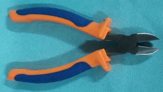 Alicates de corte nuevos a estrenar