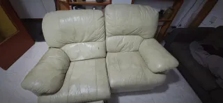 Sofá de piel 2 plazas beige