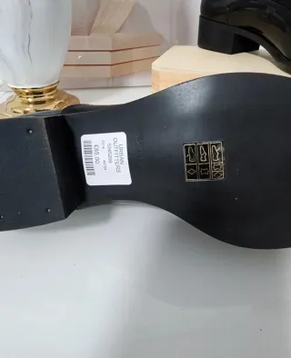 Zapatos Oxford Blanco y Negro  Tallas 38 y 40