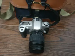 Cámara Canon EOS 500N + Objetivo 28-80mm + Funda