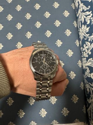 Reloj Tissot Negro y Plateado