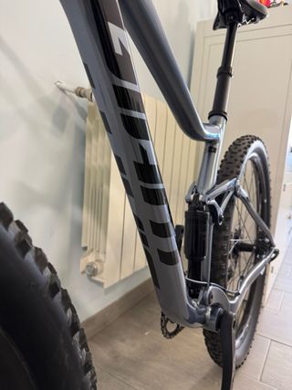 Bicicleta Doble Suspensión NUEVA Giant 29