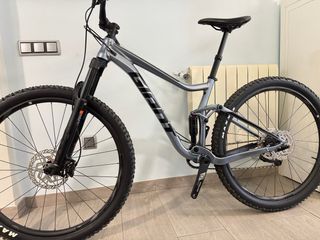 Bicicleta Doble Suspensión NUEVA Giant 29