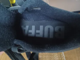 Zapatillas Buffalo plataforma negras grises