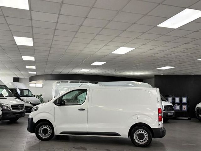 Toyota Proace 1.5D 100CV GX 1PL 2PT L1 furgón 75kW 4P manual EU6d-Temp g/km 170
