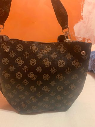 Borsa Guess marrone con logo