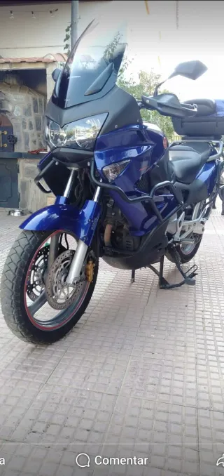 Honda Varadero XL1000V Azul (cambio/vendo)