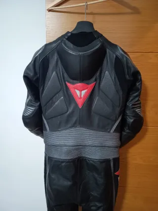 Mono Dainese Laguna Seca Talla 48