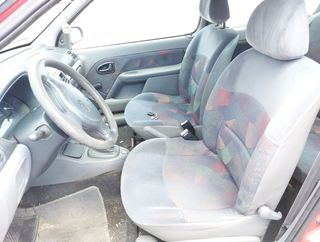 Centralita renault 1061698 7700111205 clio ii fase