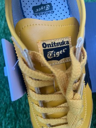 ASICS Onitsuka Tiger Amarillas Negras