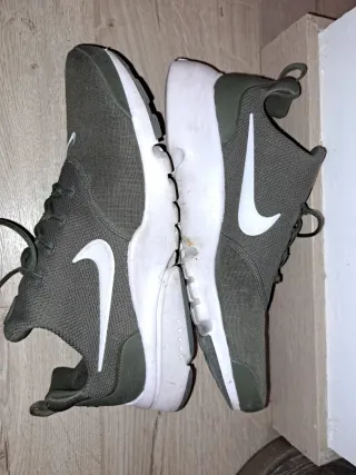 Zapatillas Nike Presto Hombre Verde/Blanco / 45