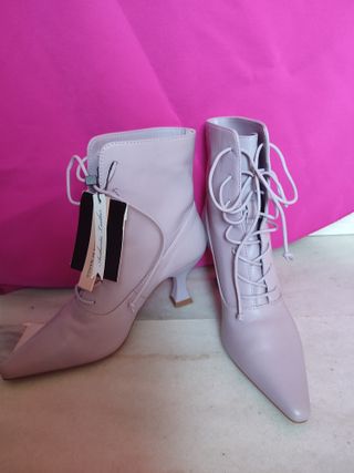 Botines malva Mango con cordones