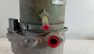 1127013 bomba 4m513k514ac ford focus berlina (cap)