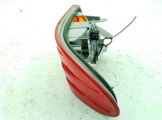 Mercedes benz 20766481 piloto a2108204464 clase e