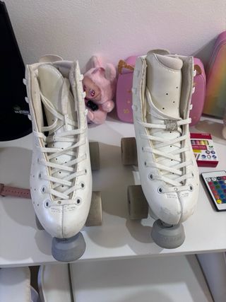 Patines blancos Esencia