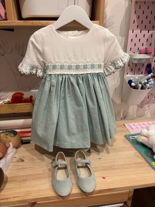 Vestido y zapatos ceremonia niña 2 años