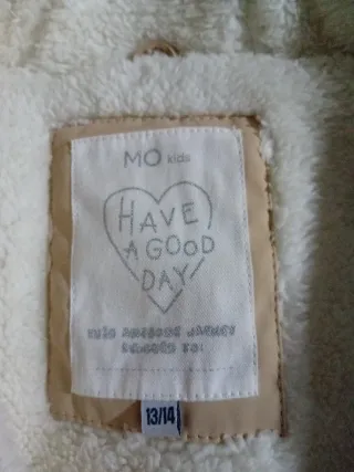 Chubasquero beige con borreguito T.13/14