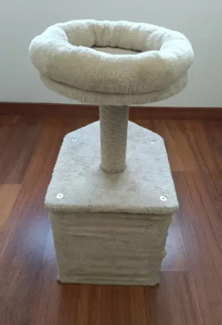 Rascador para gato con túnel y cama