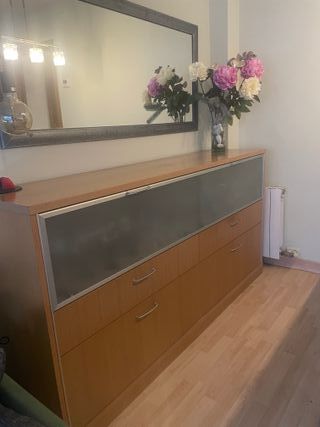 Bufé comedor madera y cristal