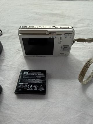 Cámara Digital HP Photosmart R742 7MP