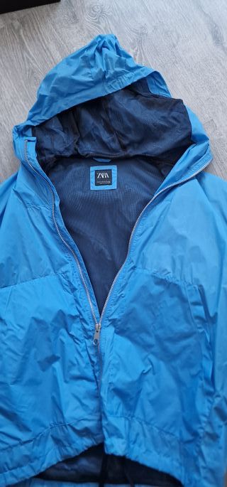 CHUBASQUERO CORTAVIENTOS ZARA