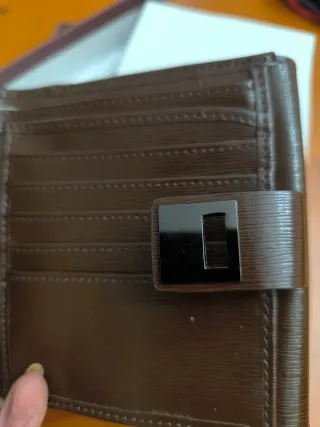 Billetero Marrón con Logo