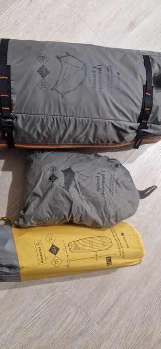 kit de camping // tent and mattress