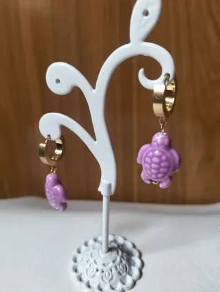 Pendientes aro tortuga malva acero dorado