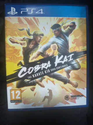 PS4 1TB + Mando + 7 Juegos