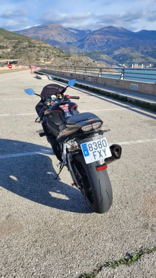 Yamaha R6 2005 Negra