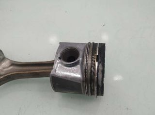 Pistón audi a6 avant (4b5) 2.5 tdi 257745