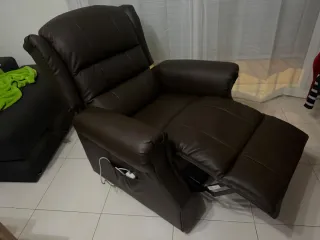 Butaca sofá de piel marrón