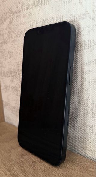 iPhone 13 256 GB Negro + muchas fundas