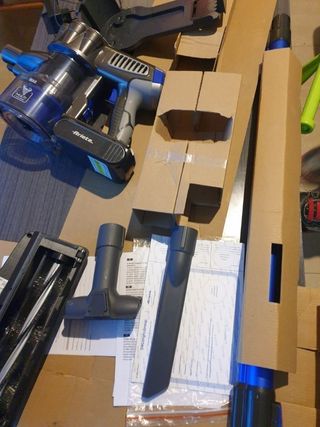 Ariete 2722 - Aspirador escoba sin cable 2 en 1