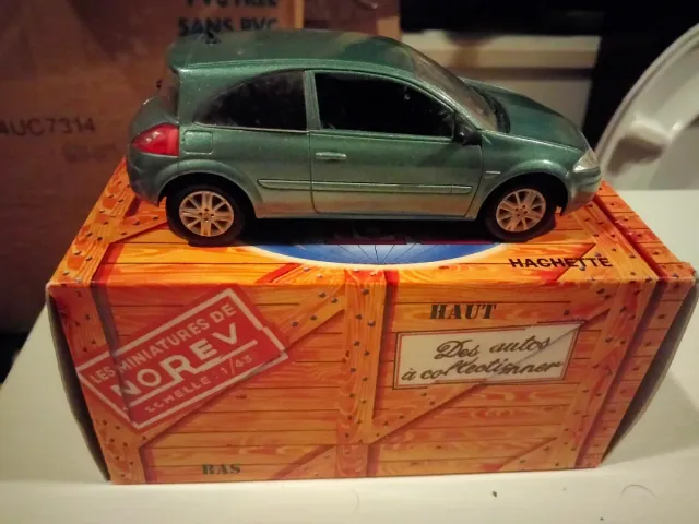 RENAULT MEGANE CLASSIC 2003 Norev 1/43 EUR 18,49 - FR